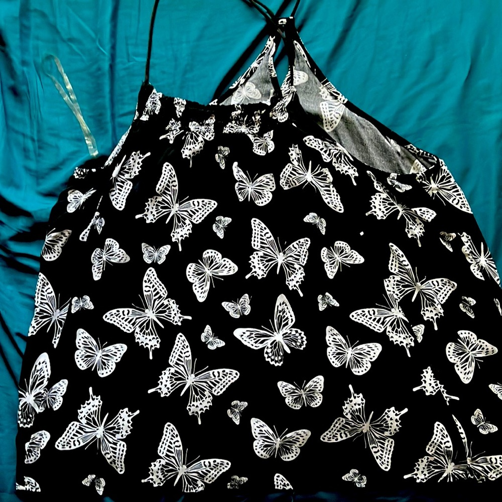 Butterfly top